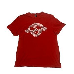Raising Canes Crew Shirt Medium Red District 100% Cotton Employee Graphic T -EUC
